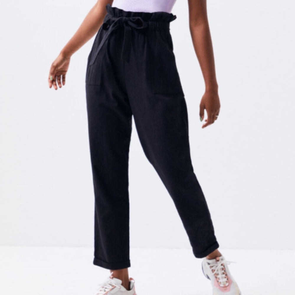 Kendall & Kylie Paperbag Waist Pants
